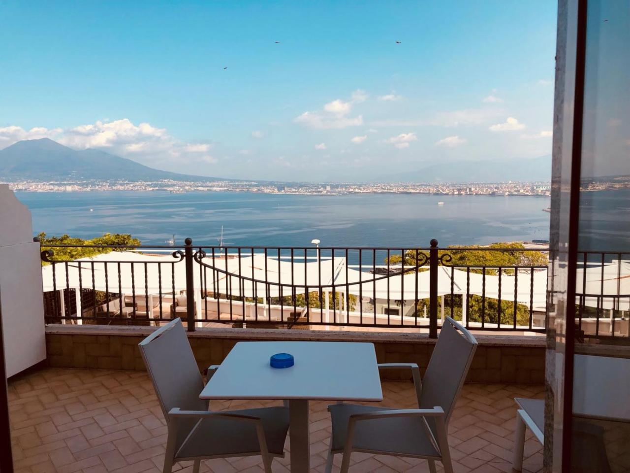 Hotel Elisabetta Кастелламмаре-ді-Стабія Екстер'єр фото